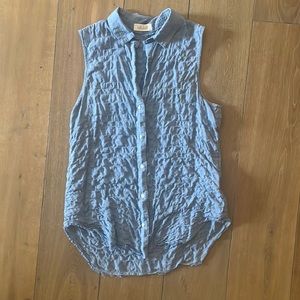 Bella Dahl Sleeveless Button Down Shirt- size S